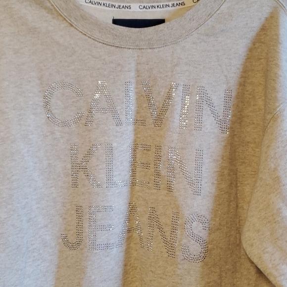 NWT Calvin Klein Sweatshirt - Picture 2 of 6